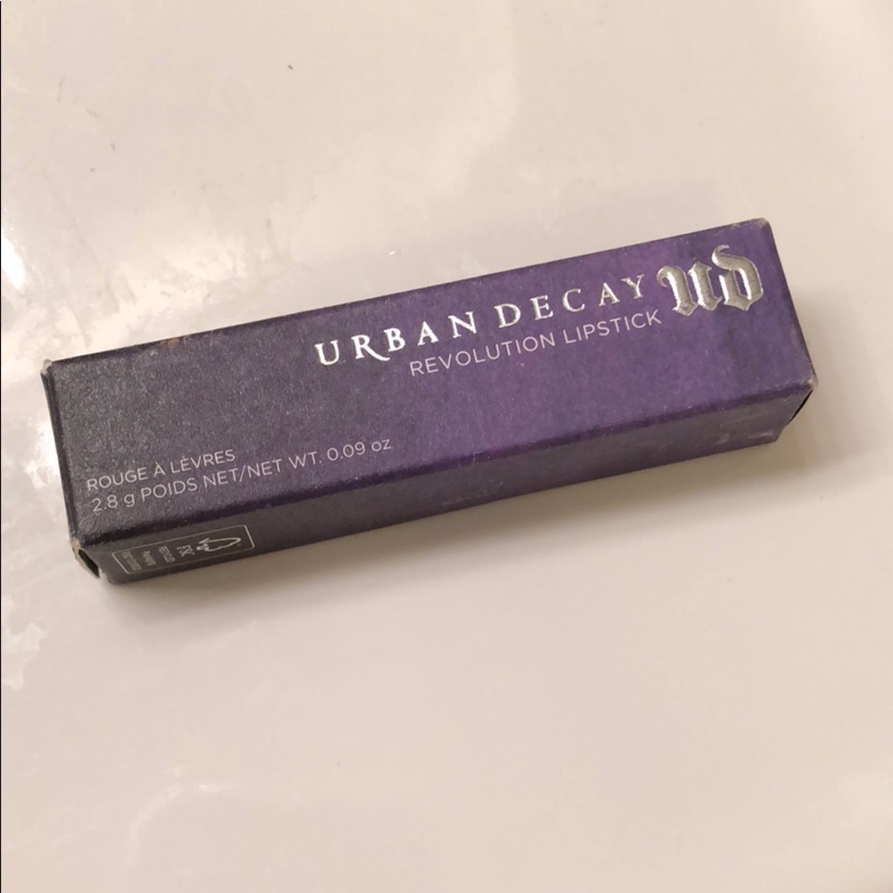 Urban Decay lipstick
